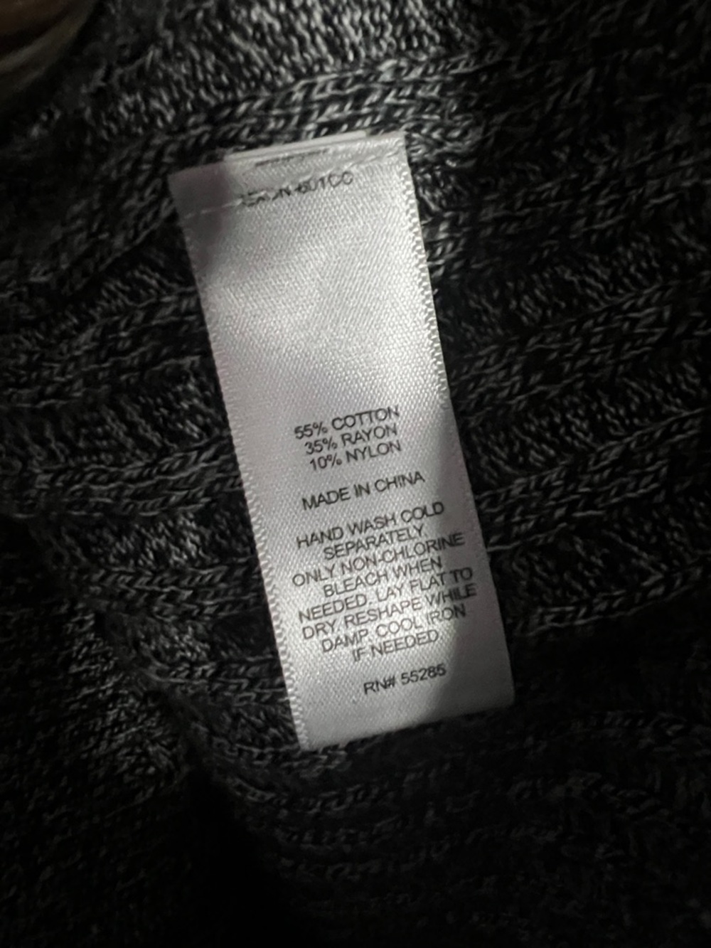 Express Women's Heathered Gray Ribbed Deep V-Neck Sweater - Picture 4 of 4